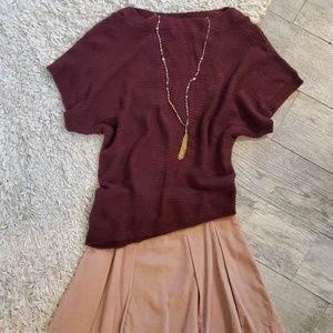 WH/BM short-sleeved sweater